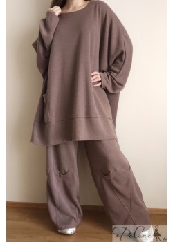 Naujas didelio dydžio kostiumas su vilna